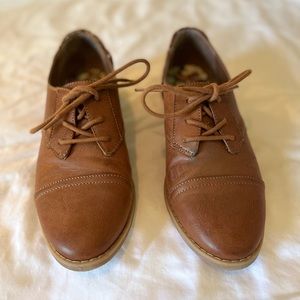 Brown oxfords